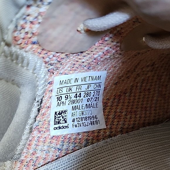 Adidas Yeezy 350 V2 Mx Oat - Picture 2 of 8